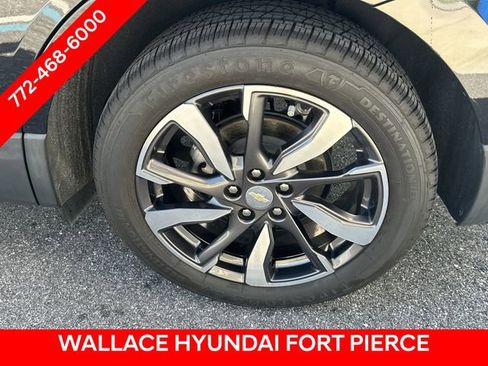 Used 2023 Chevrolet Equinox Premier FWD image 13