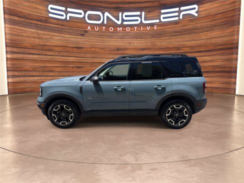Used 2023 Ford Bronco Sport Outer Banks AWD/4WD image 2