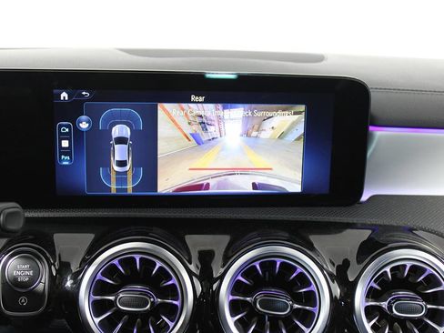 Used 2025 Mercedes-Benz CLA 250 image 18