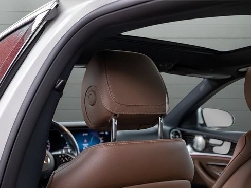 Used 2022 Mercedes-Benz E 350 4MATIC Sedan image 58