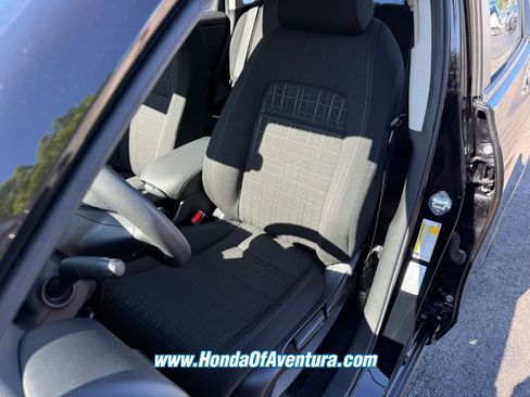 Certified 2024 Honda HR-V LX image 19