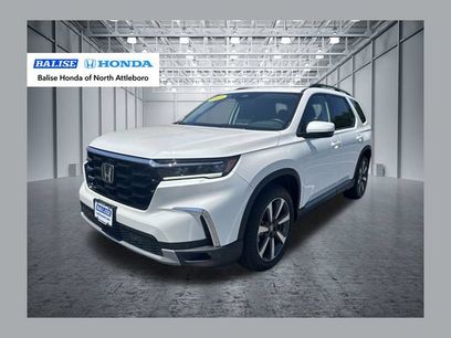 Used 2025 Honda Pilot Touring