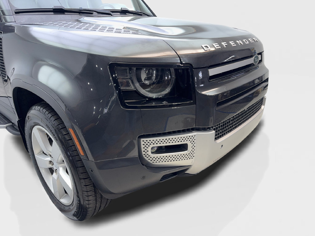 Used 2023 Land Rover Defender 130 First Edition AWD/4WD image 19