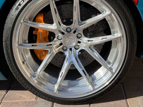 Used 2024 McLaren 750S Spider RWD image 30