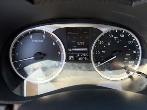 Used 2025 Nissan Versa S w/ Trunk Package FWD image 12