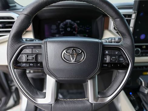 Used 2023 Toyota Sequoia Capstone AWD/4WD image 15