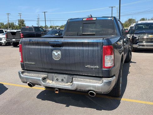 Used 2022 RAM 1500 Big Horn AWD/4WD image 2
