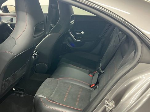 Used 2023 Mercedes-Benz CLA 250 image 9