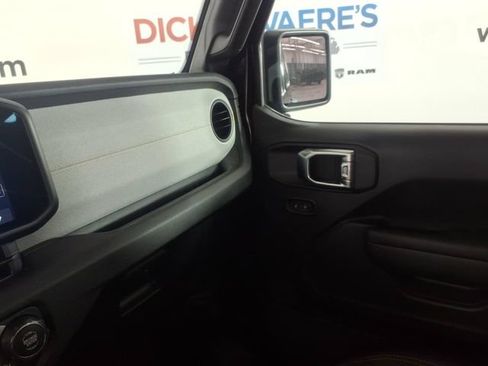 Used 2026 Jeep Wrangler Unlimited Sport AWD/4WD image 25