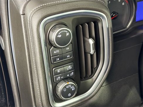 Used 2019 Chevrolet Silverado 1500 RST image 10