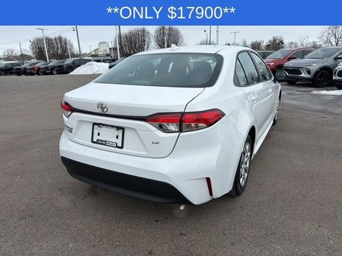 Used 2024 Toyota Corolla LE image 11