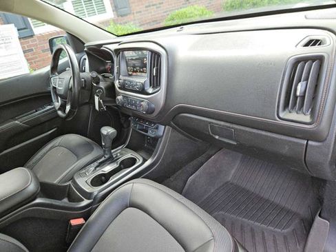 Used 2016 GMC Canyon SLE w/ All Terrain Package AWD/4WD image 36