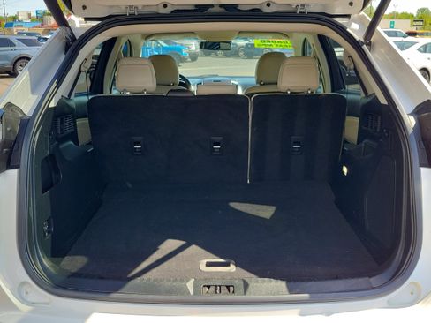 Used 2019 Ford Edge Titanium FWD image 34