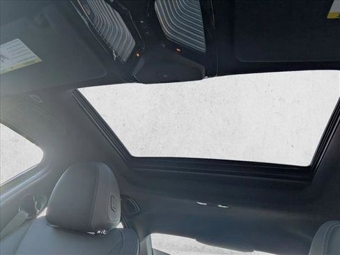New 2026 BMW 330i Sedan w/ Premium Package RWD image 15