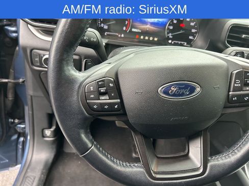 Used 2020 Ford Explorer XLT w/ Equipment Group 202A image 7