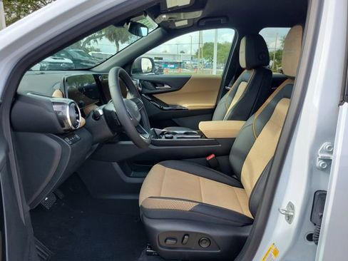 New 2026 Chevrolet Equinox ACTIV image 13