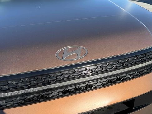 Used 2024 Hyundai Santa Fe Calligraphy image 13