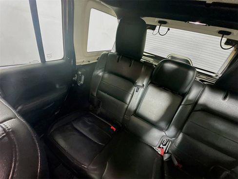 Used 2020 Jeep Wrangler Unlimited Sahara image 12