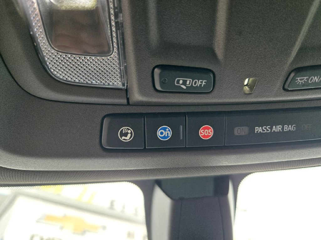 Used 2021 Chevrolet Silverado 1500 LT w/ Bed Protection Package AWD/4WD image 8