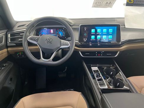 New 2026 Volkswagen Atlas Cross Sport SE image 18