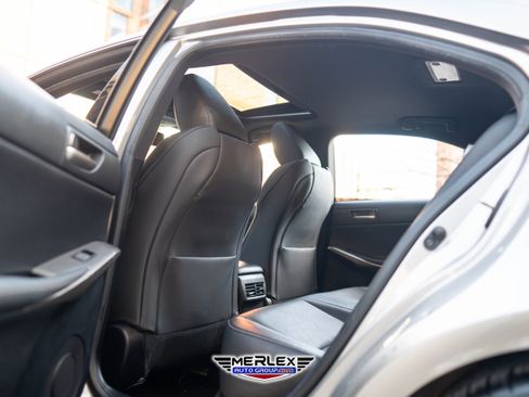 Used 2018 Lexus IS 300 F Sport image 21