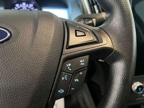 Used 2022 Ford Edge SE w/ Cargo Accessory Package image 11