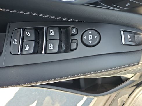 Used 2023 BMW X5 xDrive40i w/ Premium Package image 28