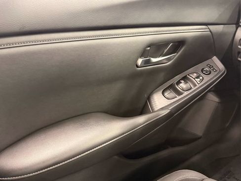 Certified 2023 Nissan Sentra SV FWD image 31