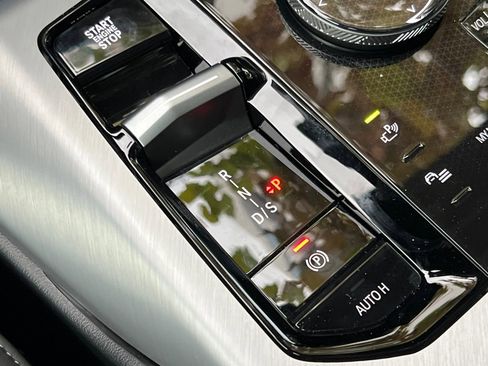 New 2026 BMW X3 xDrive30 w/ Premium Package image 16