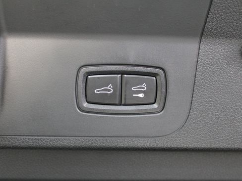 Certified 2023 Porsche Panamera 4 Platinum Edition w/ Assistance Package image 18