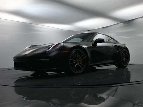 Used 2024 Porsche 911 Turbo image 43
