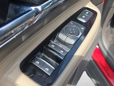 Used 2020 Lincoln Corsair Reserve w/ Elements Package FWD image 8