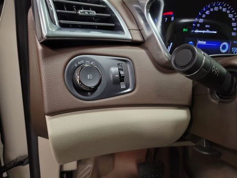 Used 2015 Cadillac SRX Performance FWD image 22