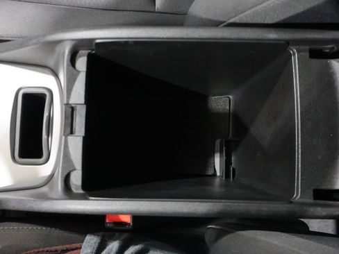 Used 2018 Chevrolet Malibu LT FWD image 33