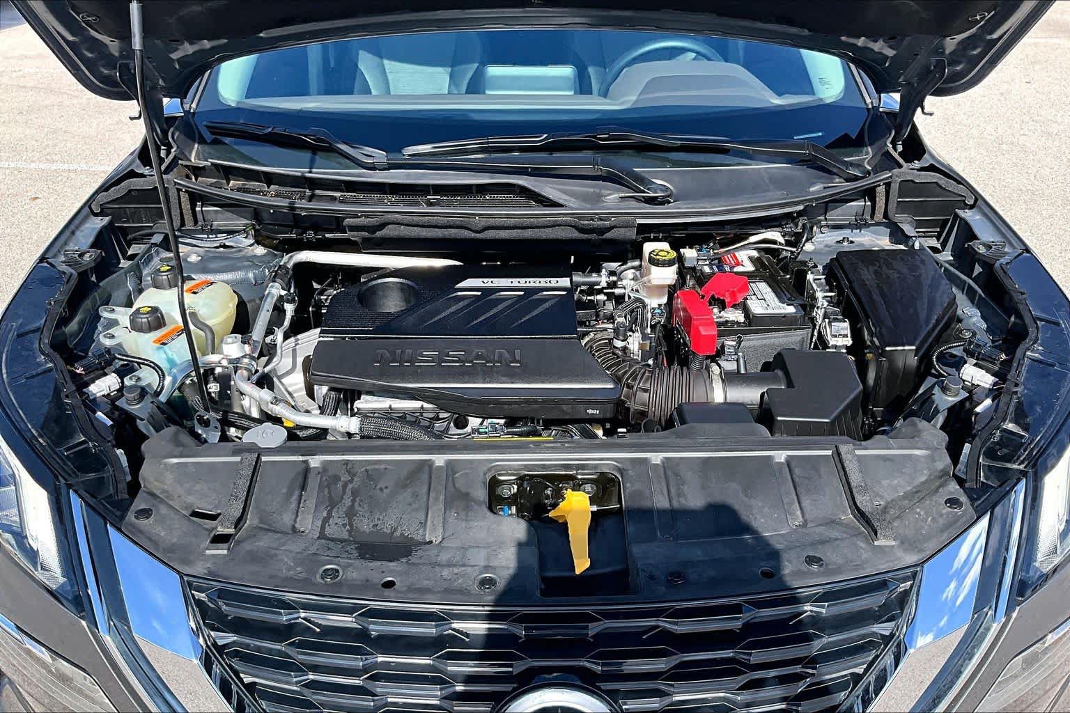 Used 2023 Nissan Rogue SV FWD image 32