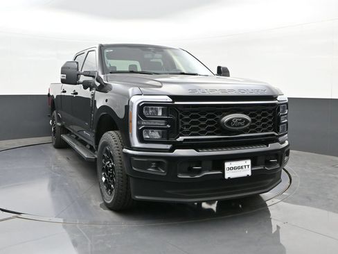 New 2026 Ford F250 Lariat w/ Black Appearance Package AWD/4WD image 22