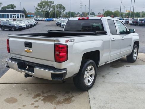 Used 2018 Chevrolet Silverado 1500 LT w/ All Star Edition AWD/4WD image 5