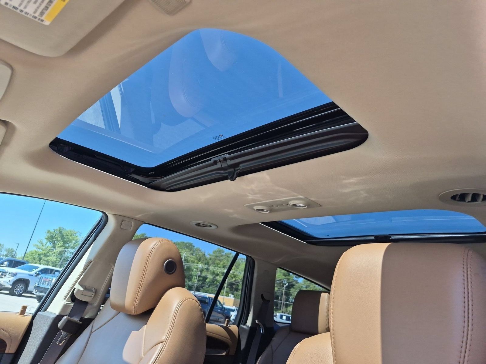 Used 2016 Buick Enclave Leather FWD image 17