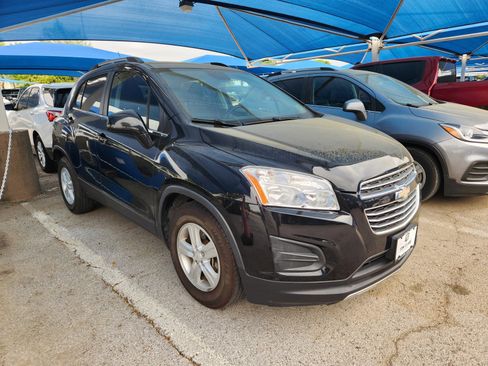 Used 2015 Chevrolet Trax LT image 1