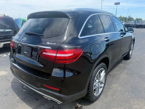 Used 2019 Mercedes-Benz GLC 300 4MATIC image 3