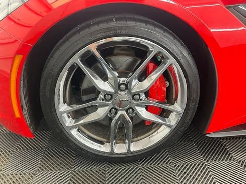 Used 2016 Chevrolet Corvette Stingray Convertible w/ 3LT Preferred Equipment Group RWD image 25