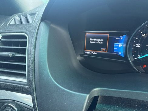 Used 2016 Ford Explorer Limited w/ Equipment Group 301A image 12