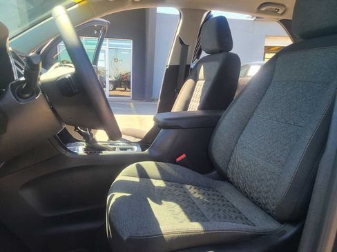 Used 2022 Chevrolet Equinox LT AWD/4WD image 16