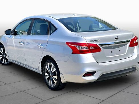 Used 2018 Nissan Sentra SL FWD image 12