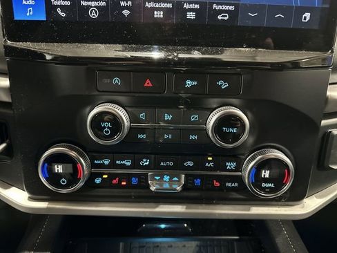 Used 2024 Ford Expedition Max XLT image 20