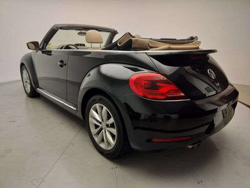 Used 2015 Volkswagen Beetle TDI FWD image 4