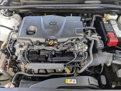 Used 2023 Toyota Camry XLE w/ Cold Weather Package image 21