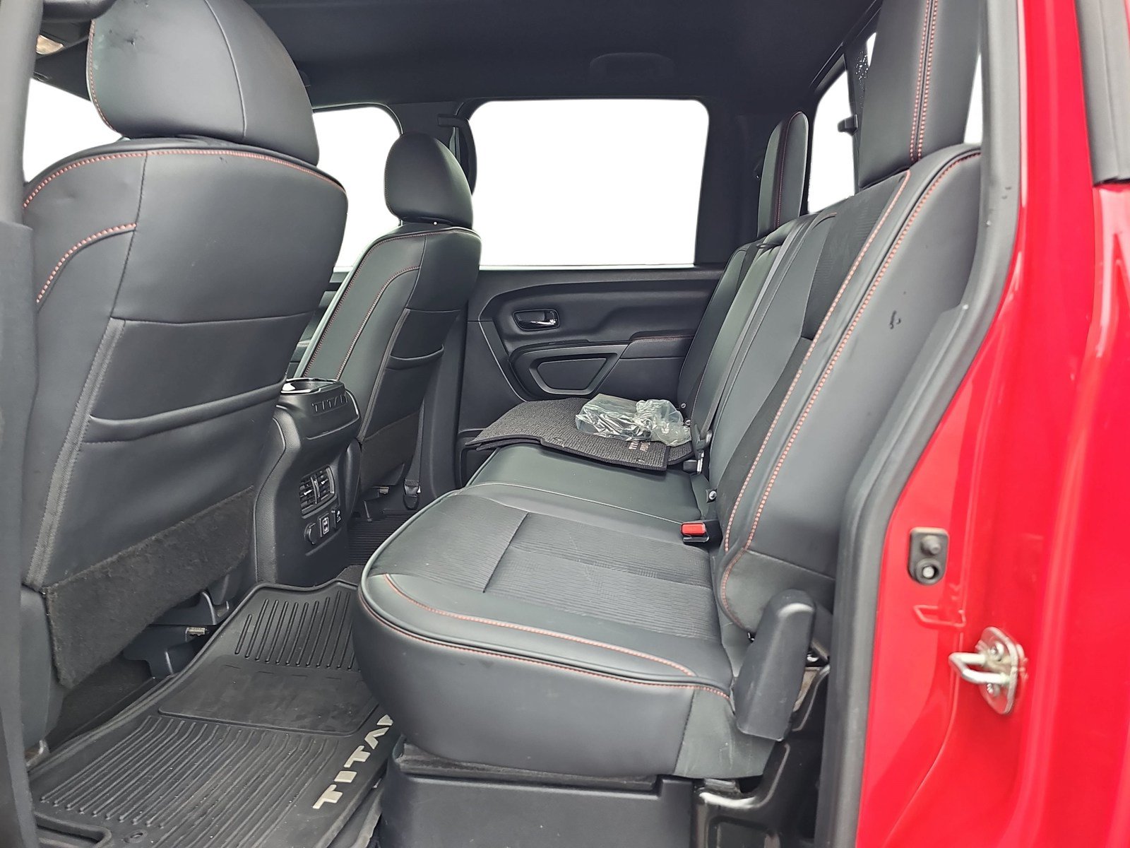 Used 2021 Nissan Titan PRO-4X w/ Off Road Protection Package AWD/4WD image 11