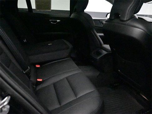 Certified 2024 Volvo V60 B5 Cross Country Plus image 24