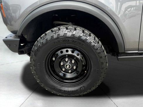 Used 2023 Ford Bronco Black Diamond image 65